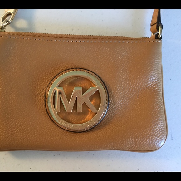 ❤️SOLD❤️MICHAEL KORS Tan Leather Bag Small handbag - Picture 2 of 7